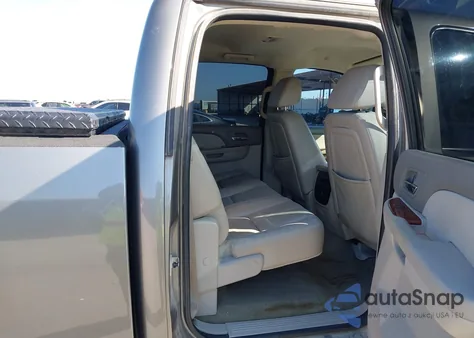 2008 Chevrolet Silverado 2500Hd Ltz z USA, uszkodzony, nr VIN 1GCHK23648F161954